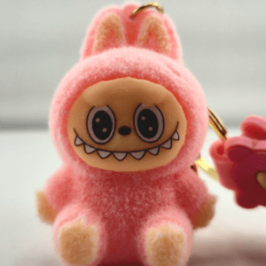 Monster sleutelhanger zittend  roze